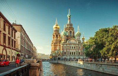 la mejor zona para alojarse en san petersburgo