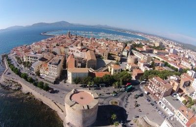 alghero mejor zona para alojarse en alghero