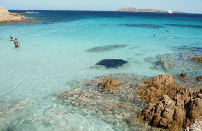 mejor zona para alojarse en la costa esmeralda