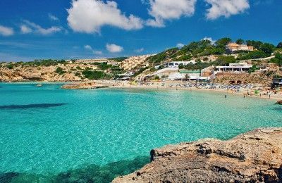 mejor zona para alojarse en ibiza