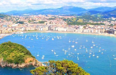 mejor zona para alojarse en san sebastian