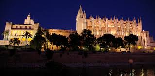 la Catedral de Palma - Mallorca en coche