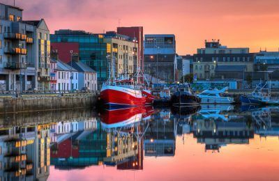 mejor zona para alojarse en galway